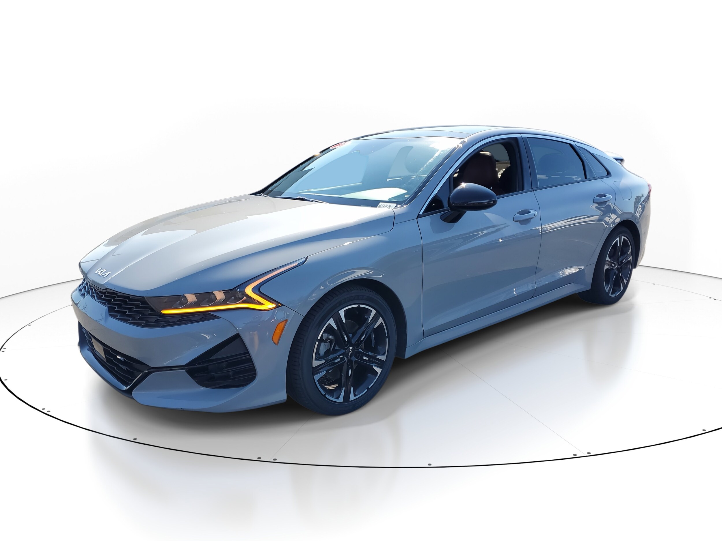 2022 Kia K5 GT-Line photo 2