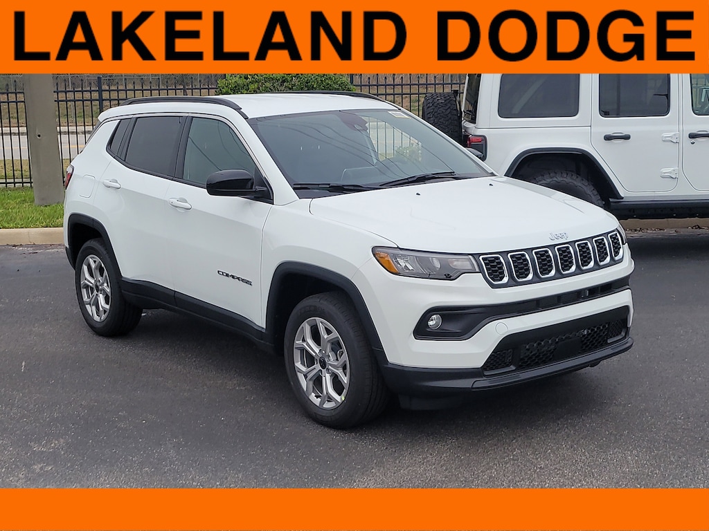 New 2026 Jeep Compass LATITUDE 4X4 Sport Utility