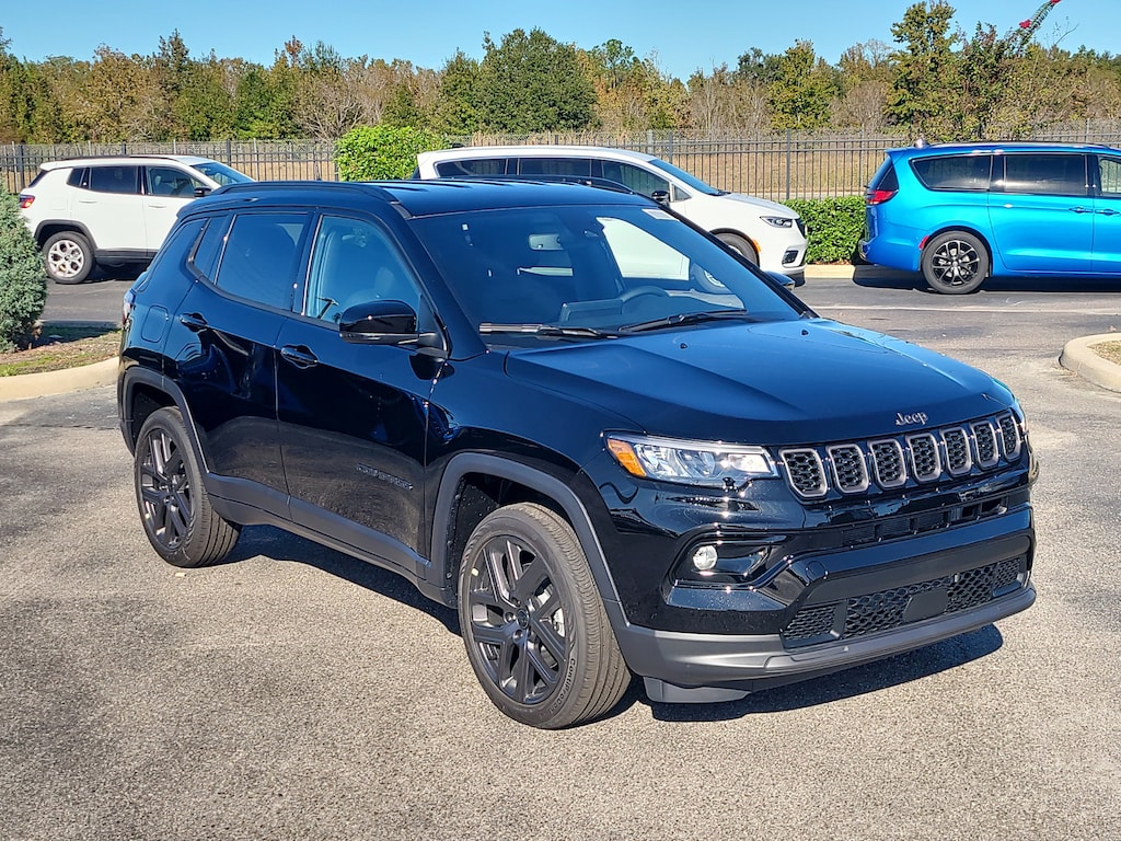 New 2026 Jeep Compass LIMITED ALTITUDE 4X4 Sport Utility