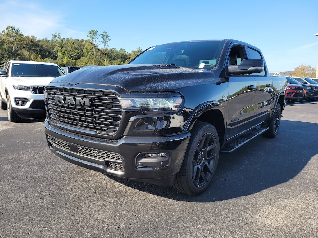 New 2026 Ram 1500 LARAMIE CREW CAB 4X4 5'7 BOX Pickup