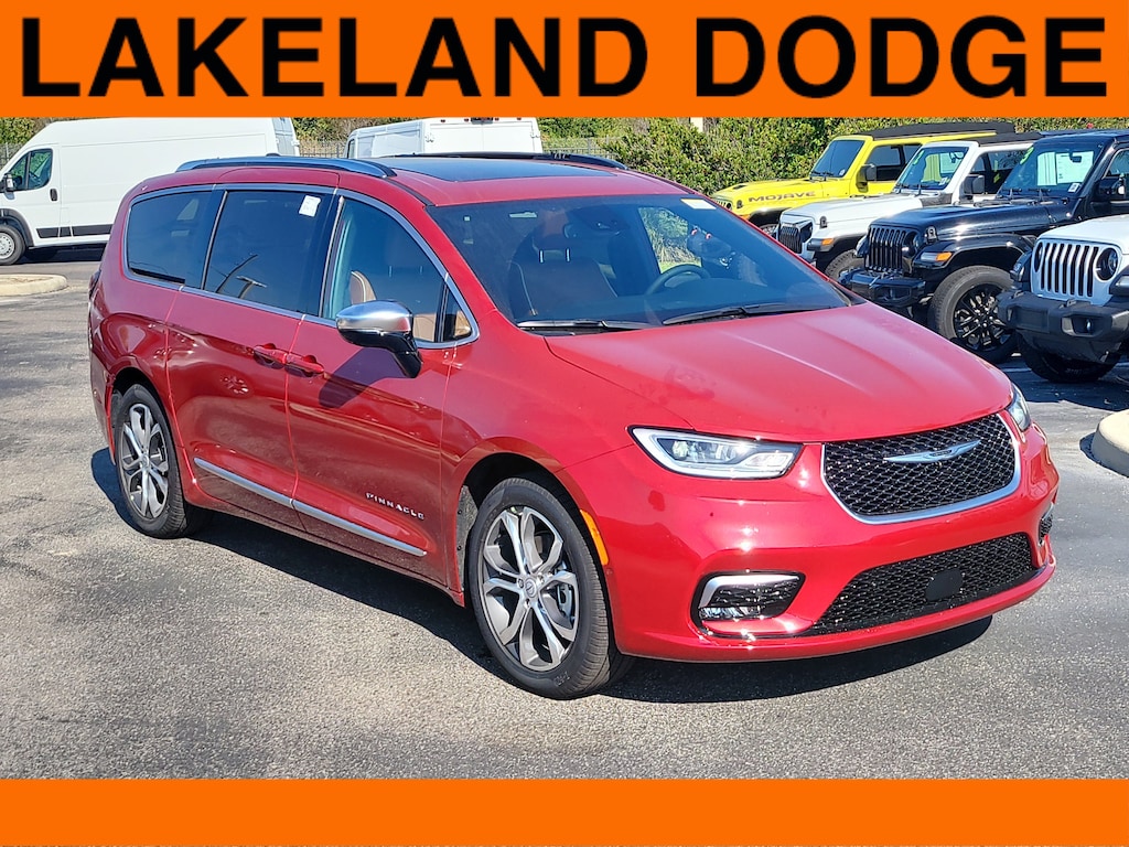 New 2026 Chrysler Pacifica PINNACLE Passenger Van