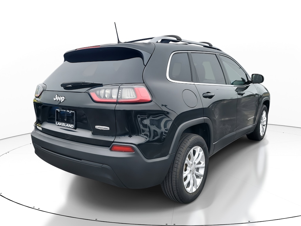 Used 2019 Jeep Cherokee Latitude FWD SUV