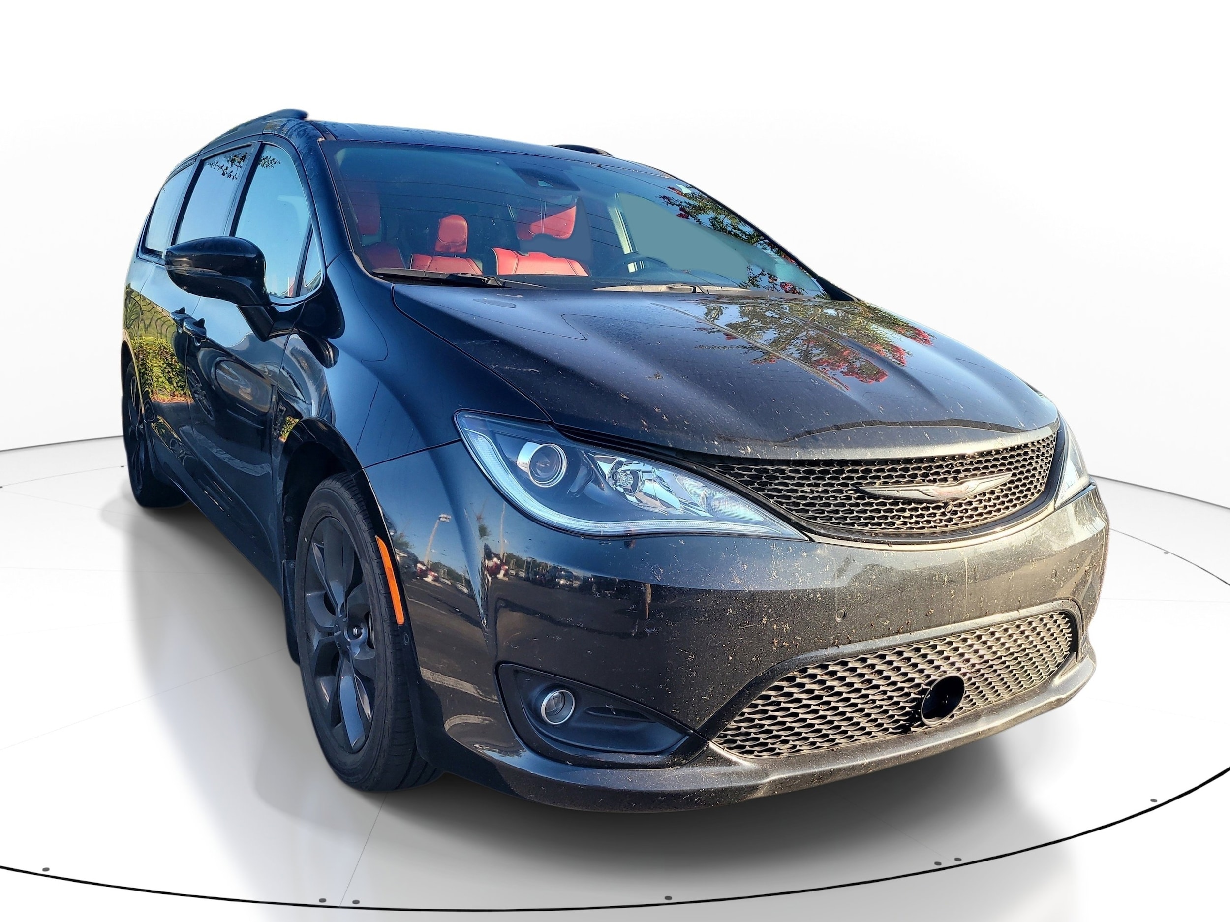 2020 Chrysler Pacifica Limited Red S's photo