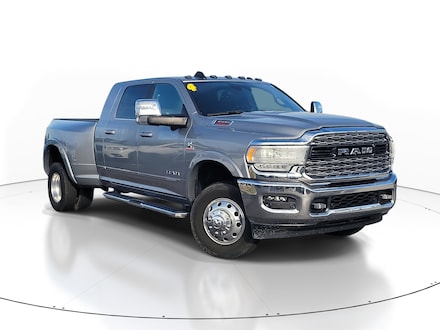 2024 Ram 3500 Limited Truck Mega Cab