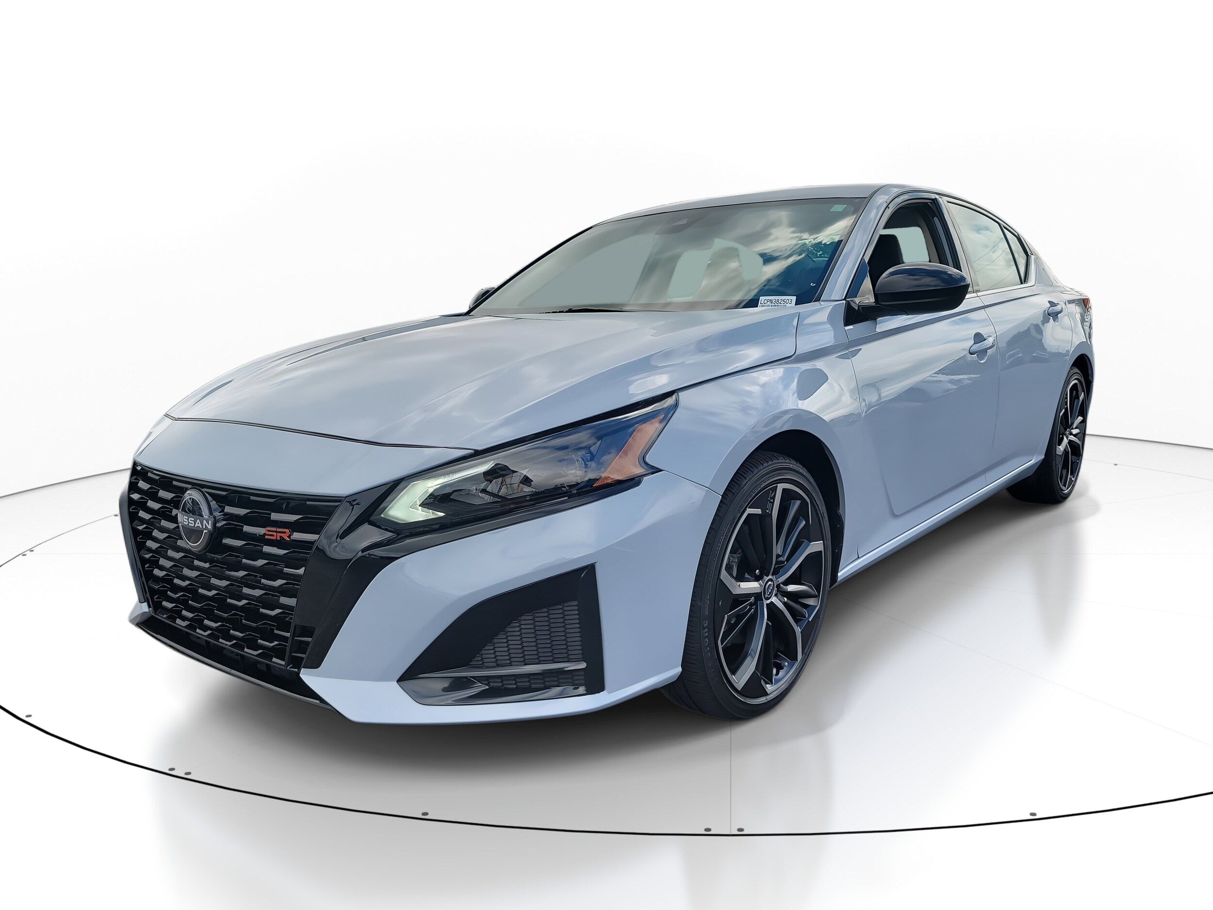 2023 Nissan Altima 2.5 SR photo 3