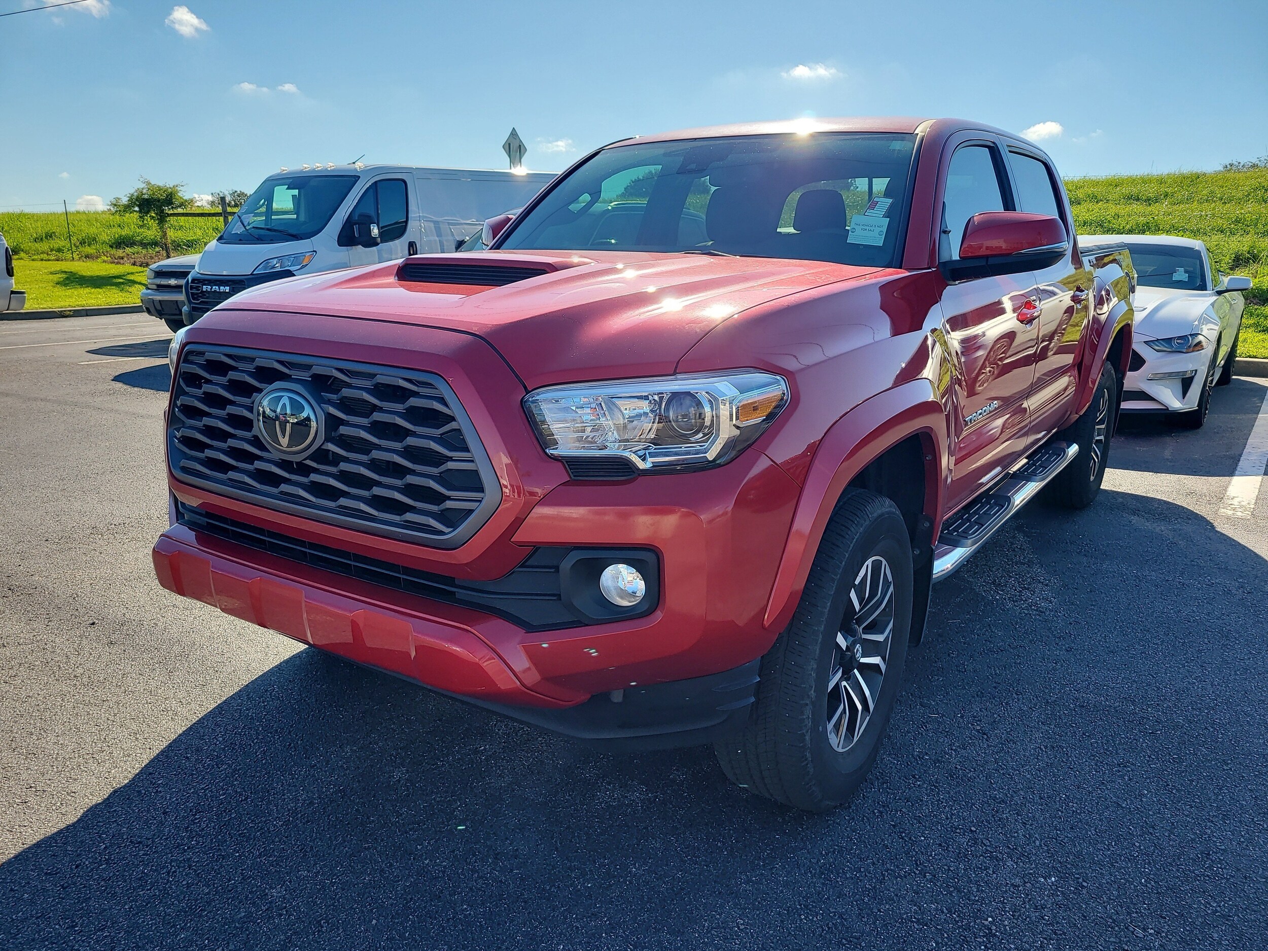 2021 Toyota Tacoma TRD Sport V6 photo 3