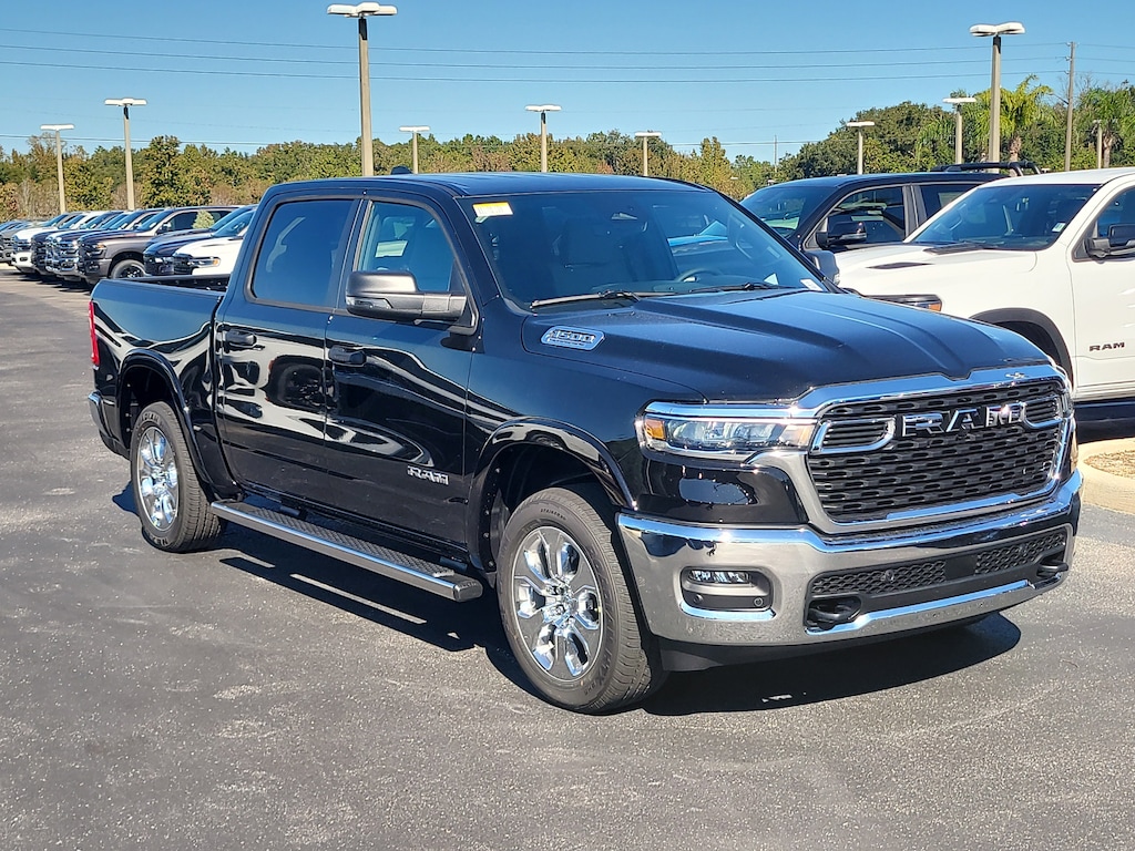 New 2026 Ram 1500 BIG HORN CREW CAB 4X4 5'7 BOX Pickup