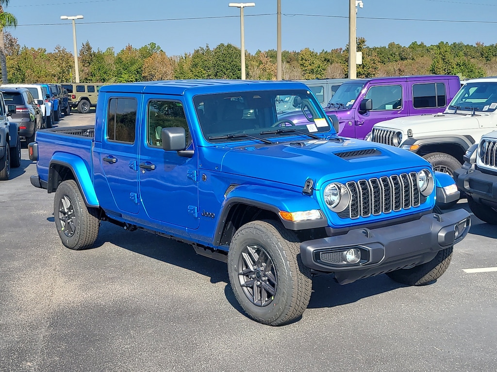 New 2026 Jeep Gladiator SPORT S 4X4 Pickup
