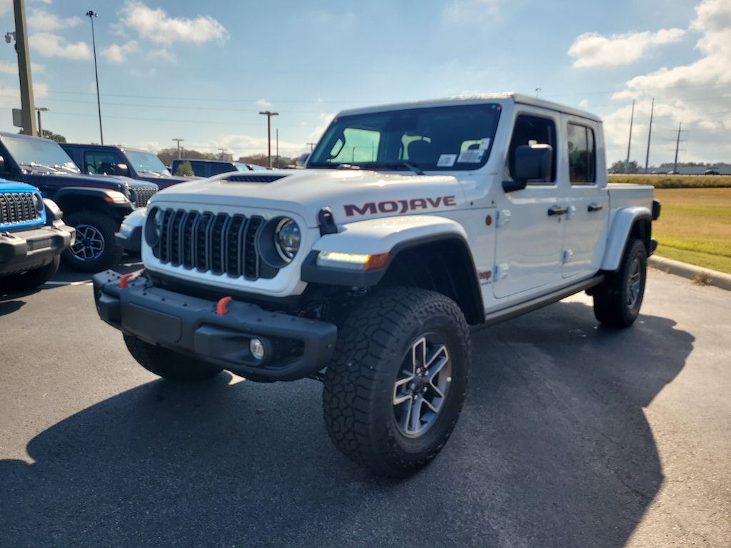 New 2026 Jeep Gladiator MOJAVE X 4X4 Pickup