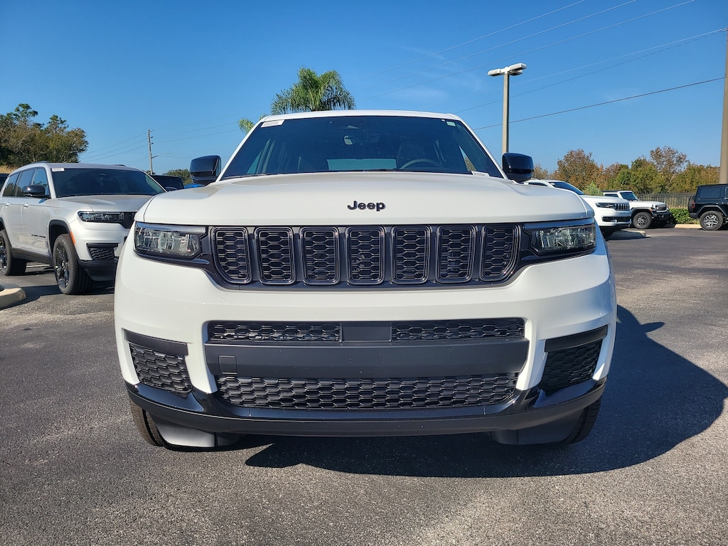 New 2025 Jeep Grand Cherokee L ALTITUDE X 4X4 Sport Utility