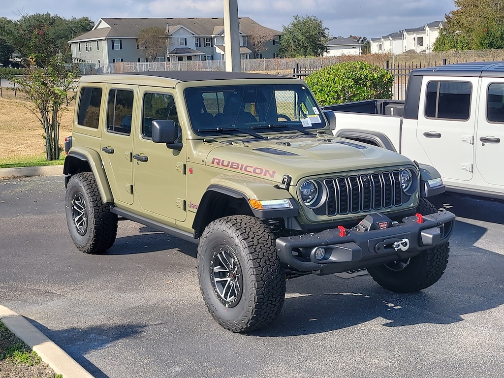 New 2026 Jeep Wrangler 4-DOOR RUBICON X Sport Utility