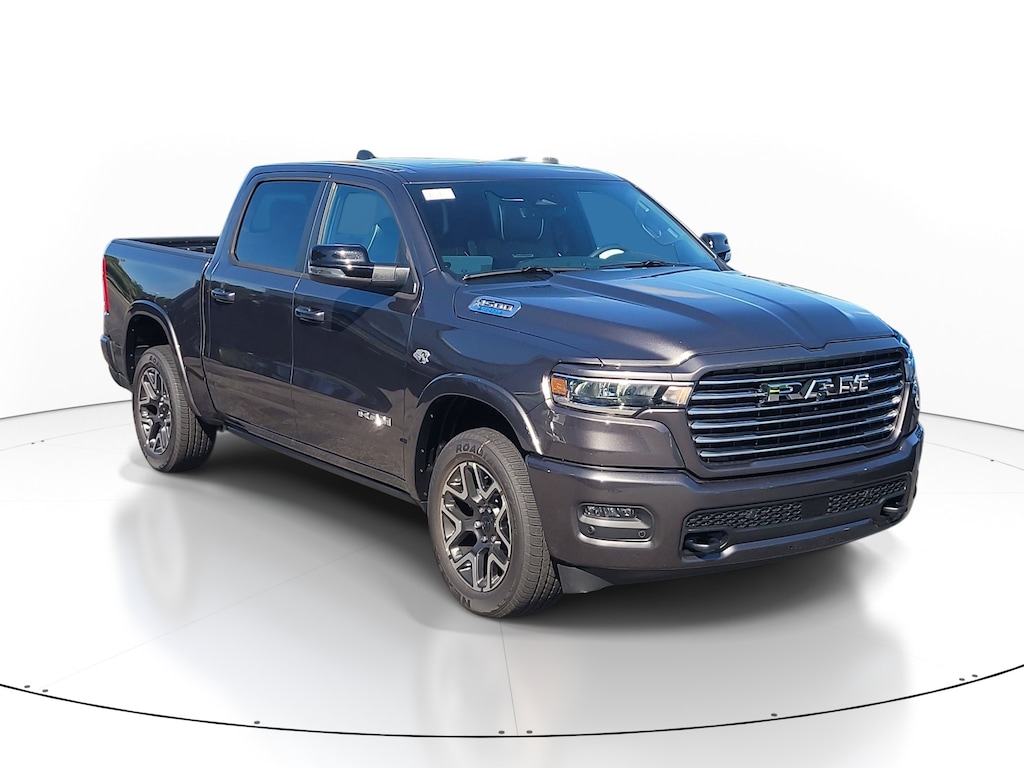New 2026 Ram 1500 LARAMIE CREW CAB 4X4 5'7 BOX Pickup