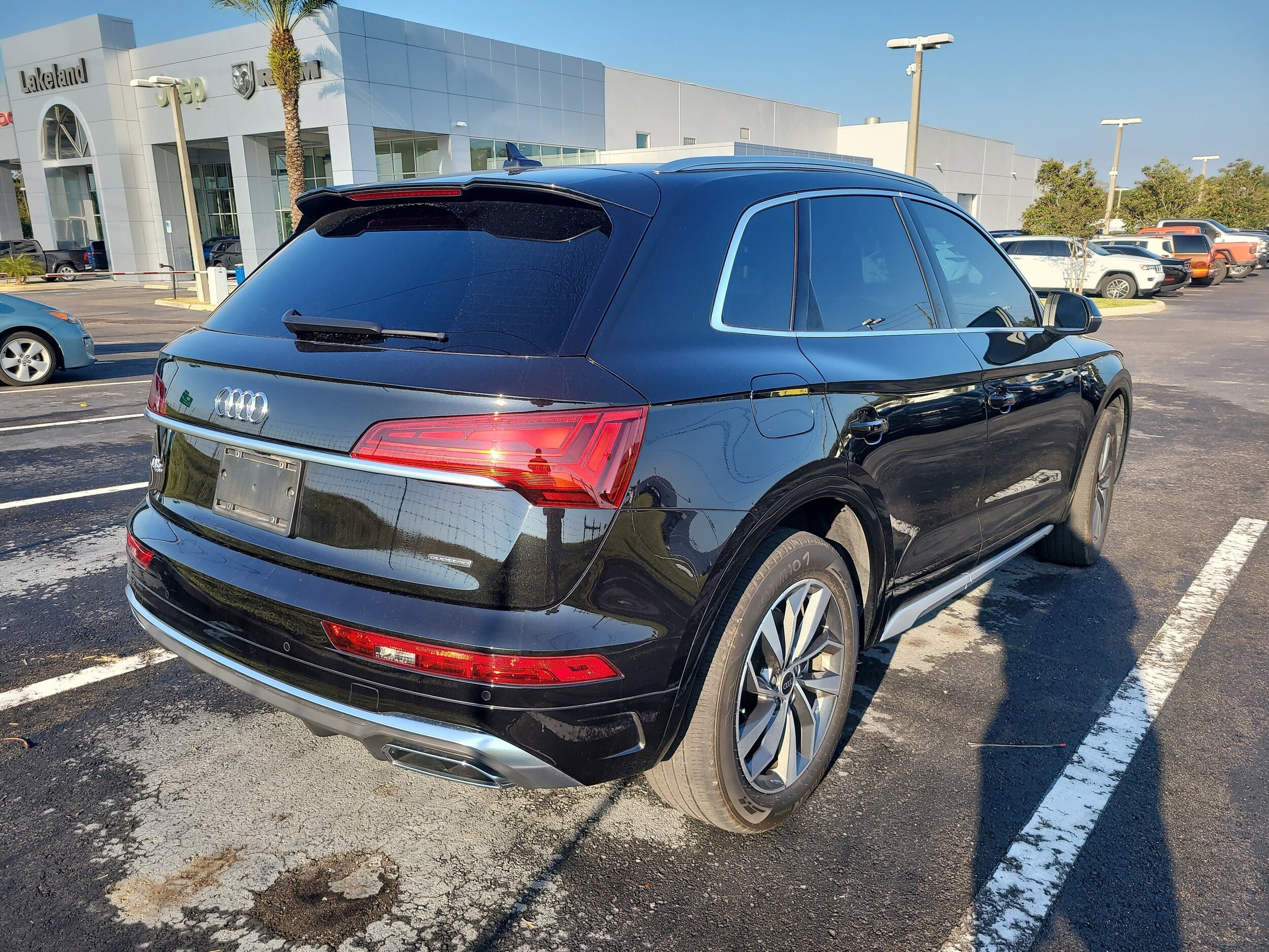 2024 Audi Q5 S line Premium Plus photo 3