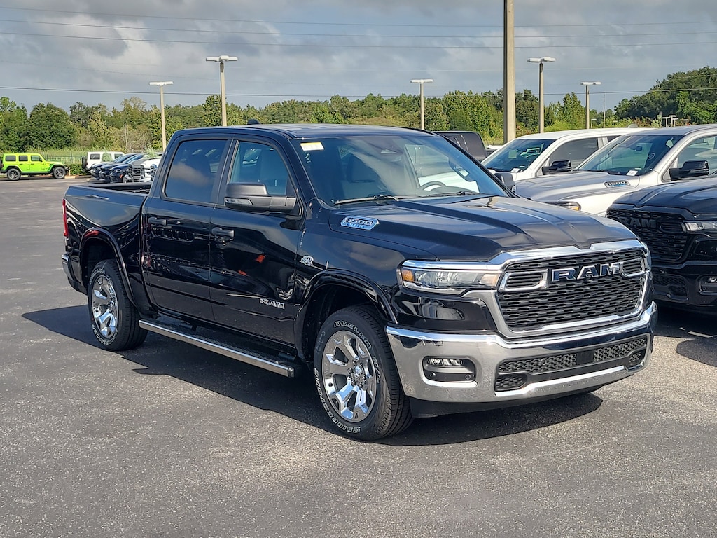 New 2026 Ram 1500 BIG HORN CREW CAB 4X4 5'7 BOX Pickup