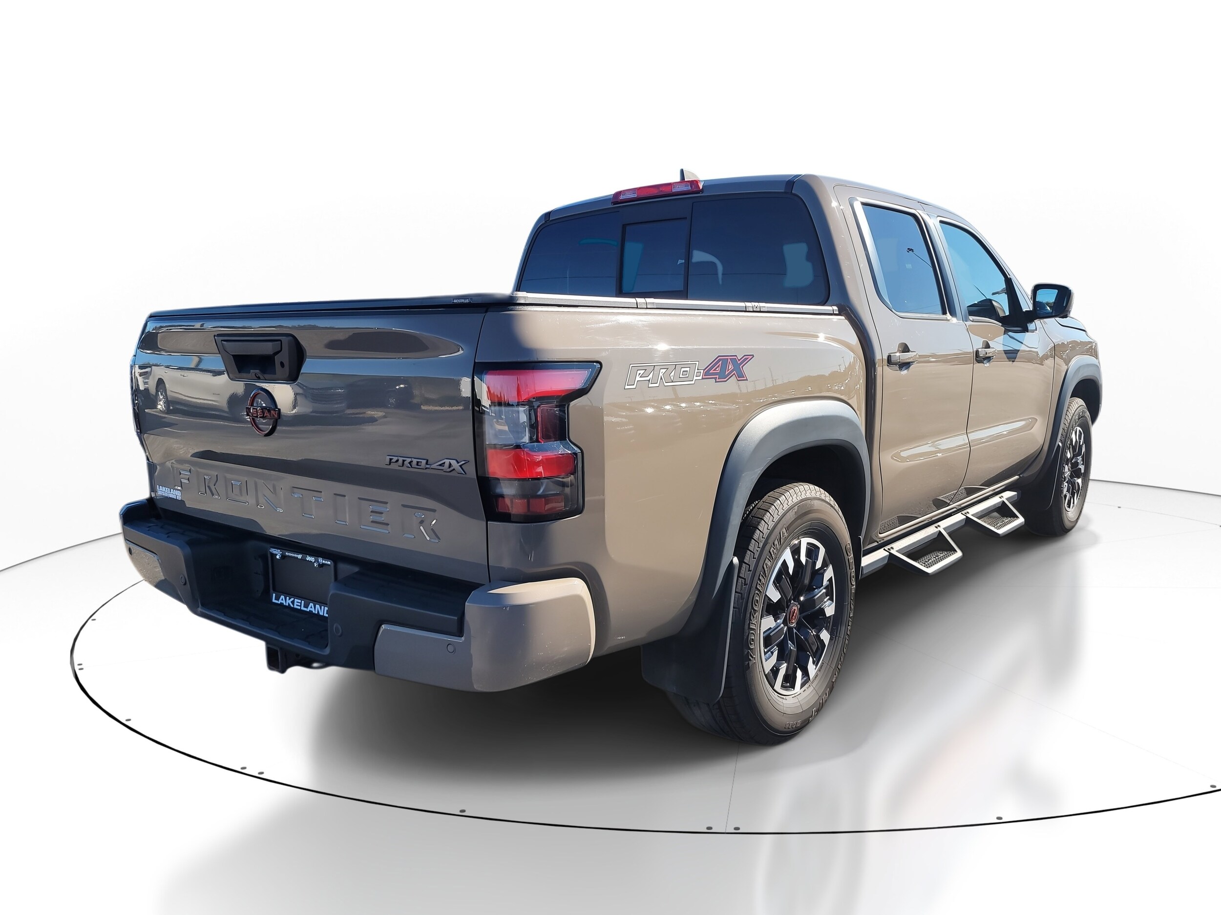 2022 Nissan Frontier PRO-4X photo 4