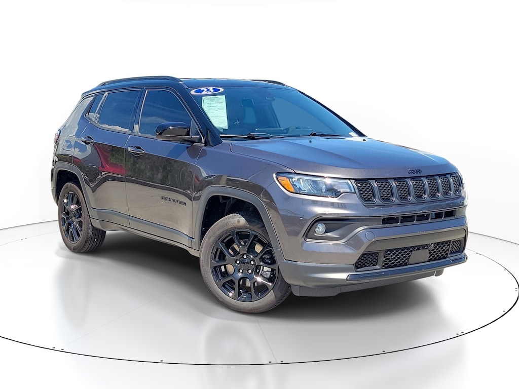 Used 2023 Jeep Compass Latitude SUV