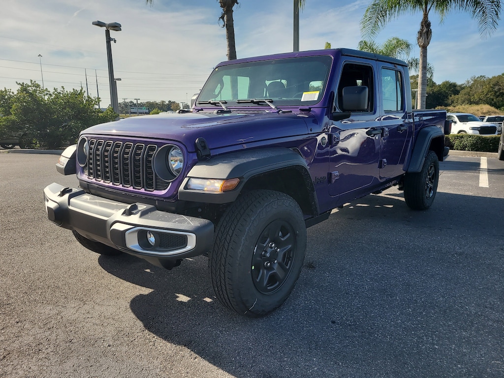 New 2026 Jeep Gladiator SPORT 4X4 Pickup