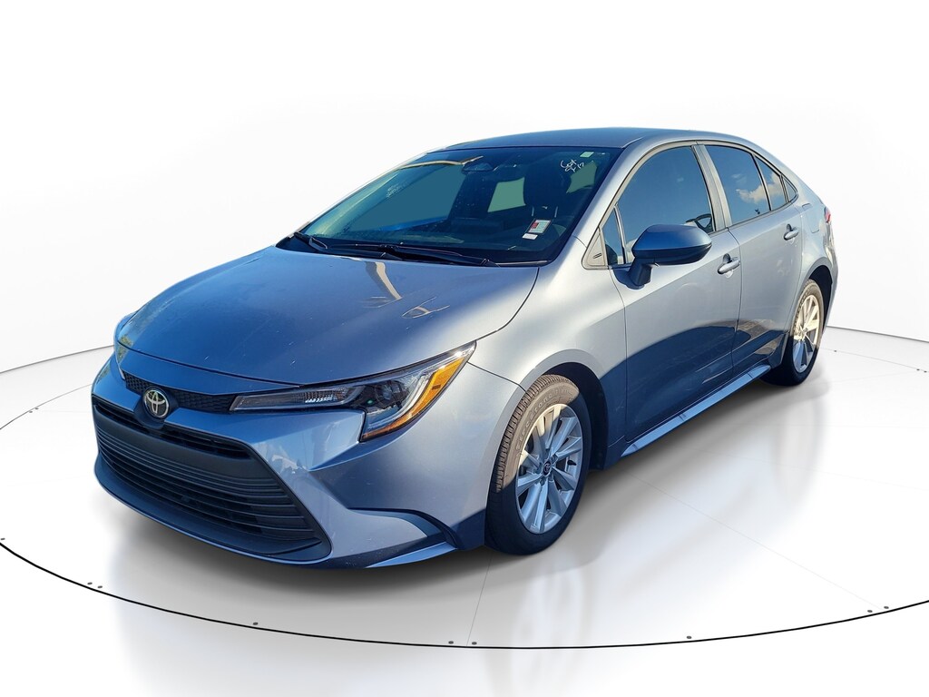 Used 2026 Toyota Corolla LE Sedan