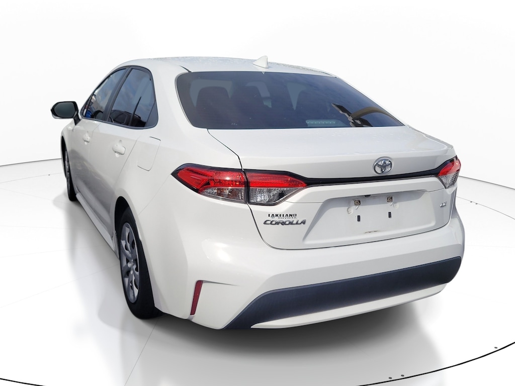 Certified 2022 Toyota Corolla LE Sedan