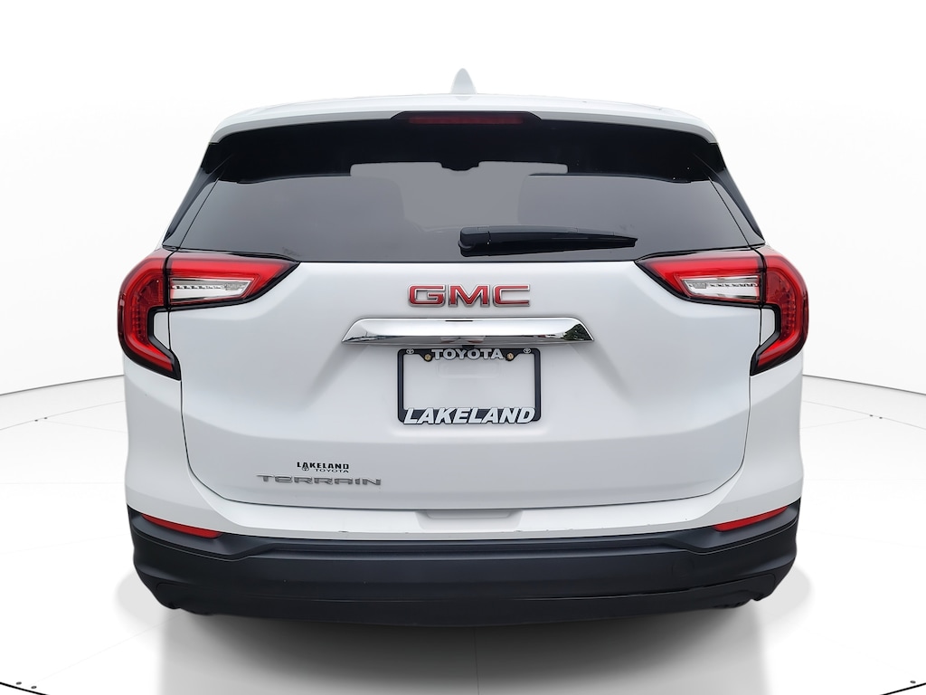 Used 2024 GMC Terrain SLE SUV