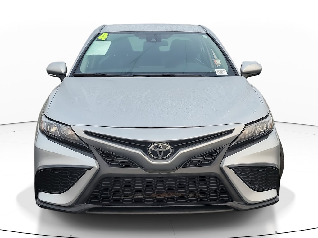 Used 2024 Toyota Camry SE Sedan