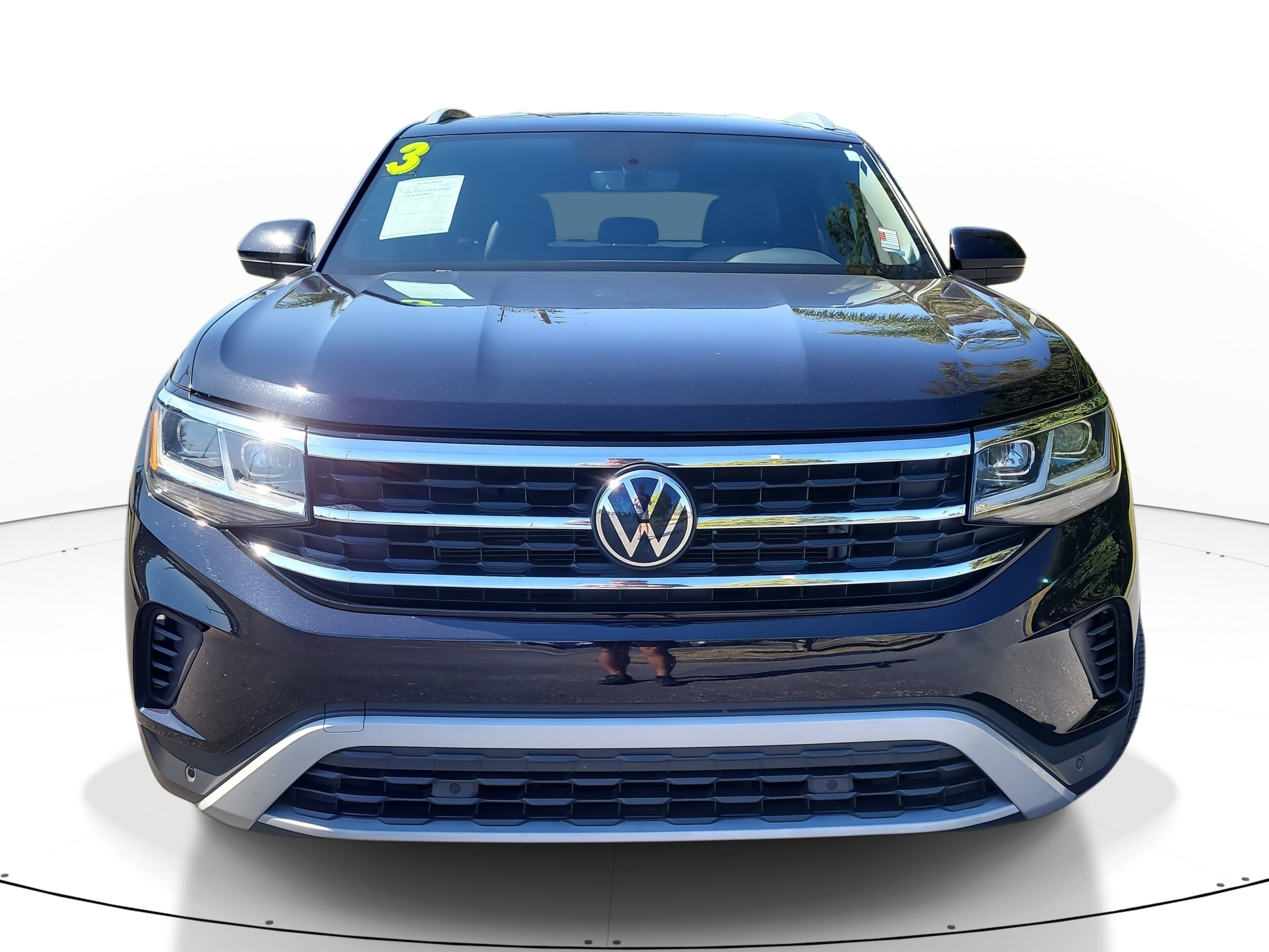 2023 Volkswagen Atlas Cross Sport V6 SE Technology photo 2
