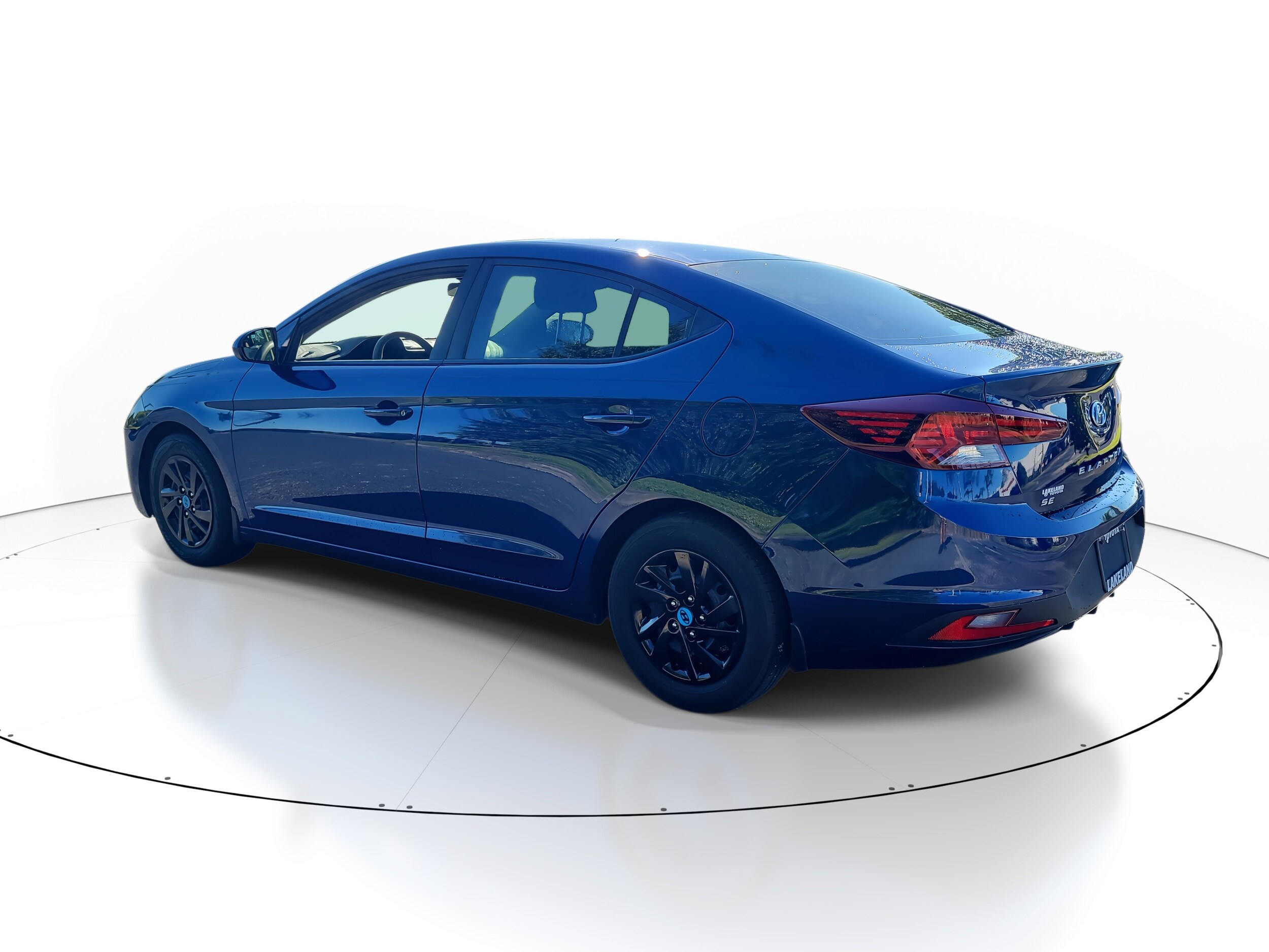 2020 Hyundai Elantra SE photo 4