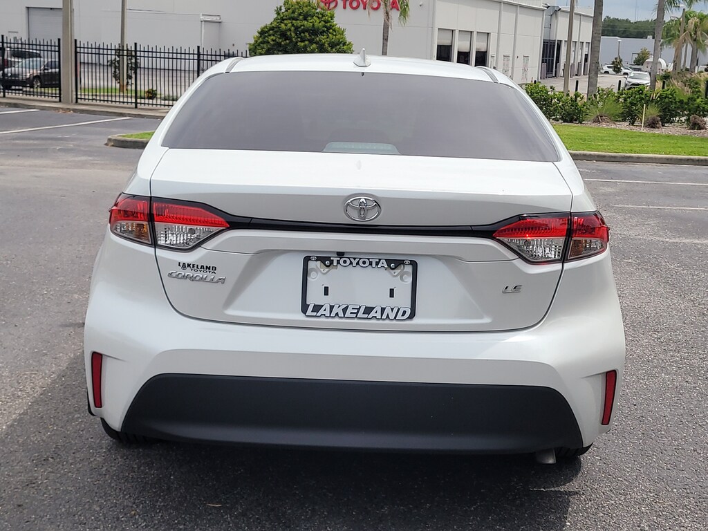 Certified 2025 Toyota Corolla LE Sedan