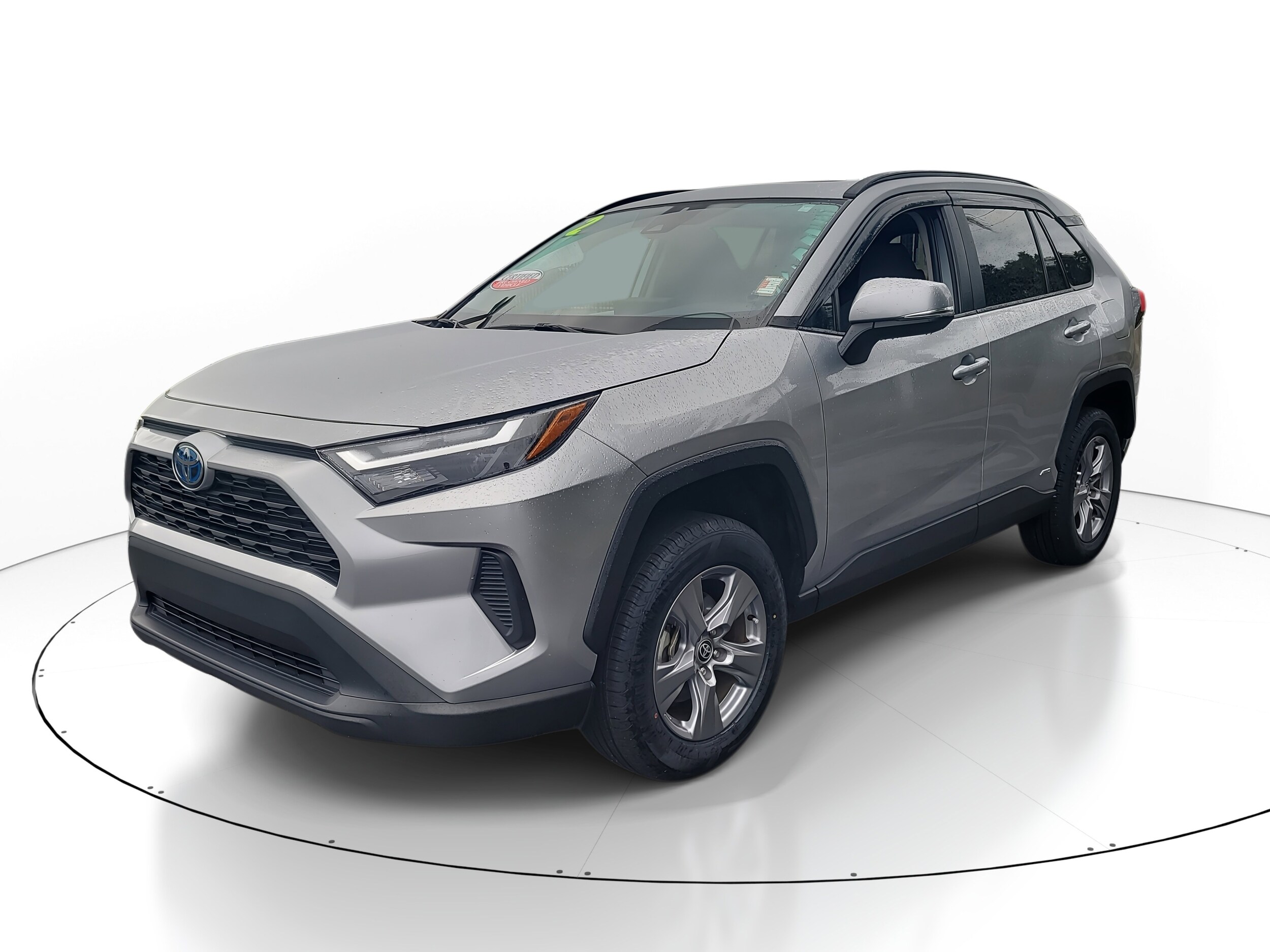 2022 Toyota RAV4 Hybrid XLE photo 3