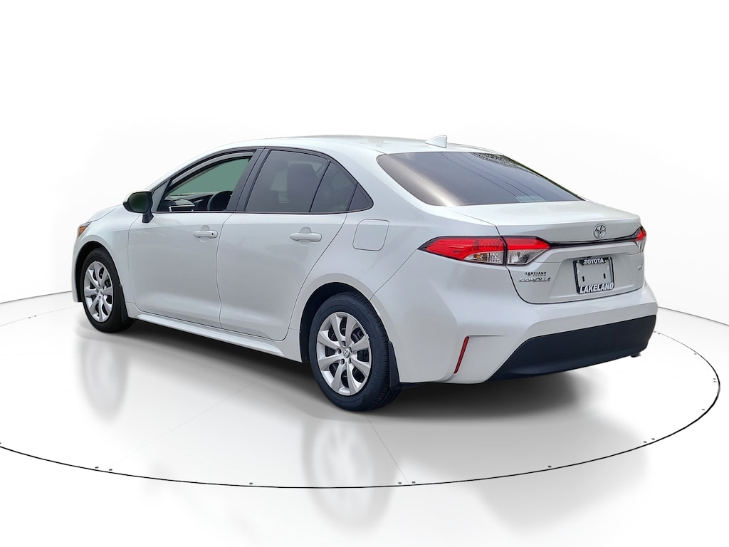 Certified 2025 Toyota Corolla LE Sedan