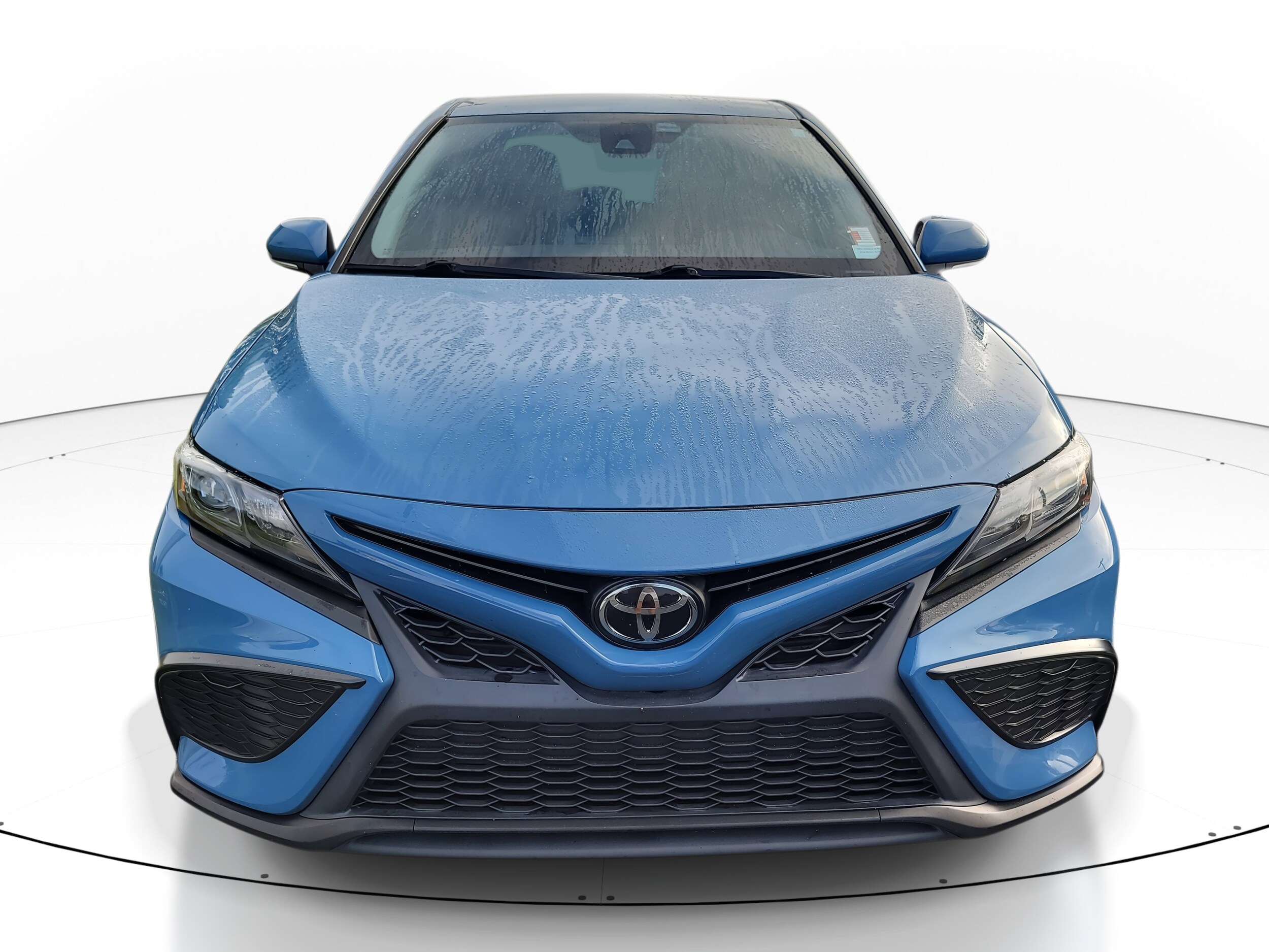 2023 Toyota Camry SE photo 2