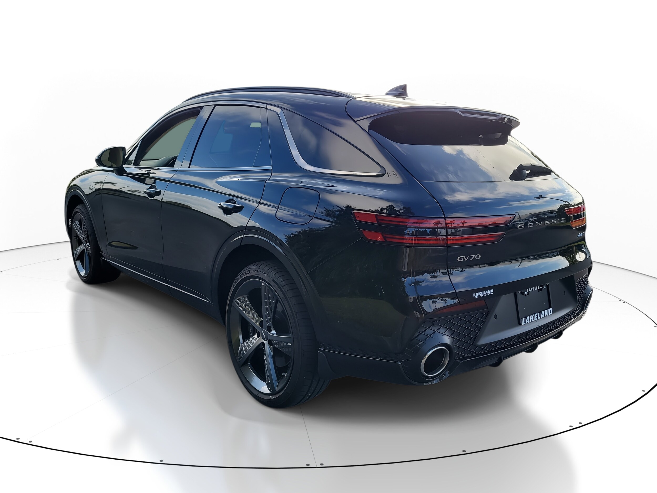 2025 Genesis GV70 3.5T Sport Advanced photo 4