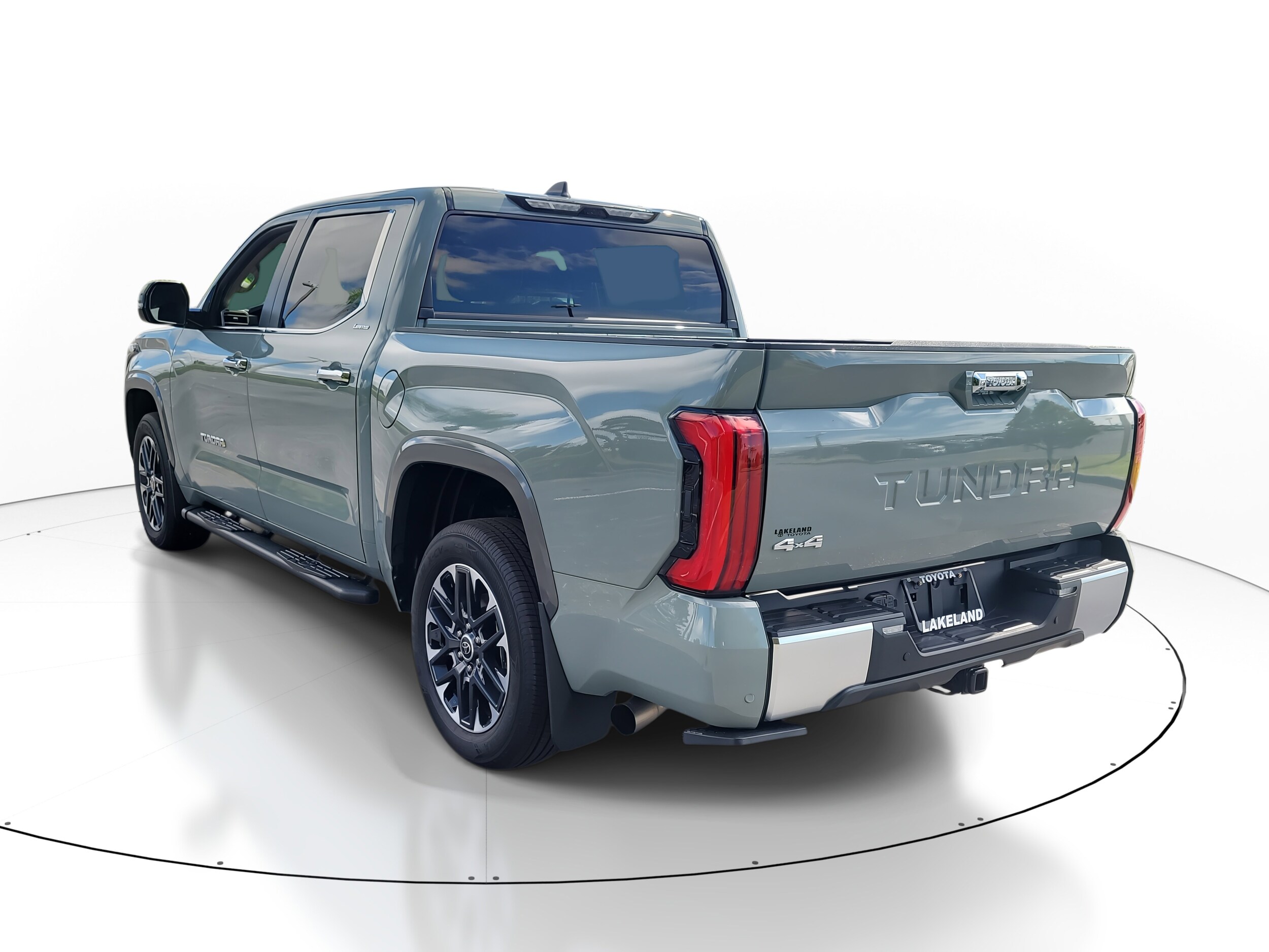 2024 Toyota Tundra Limited photo 4