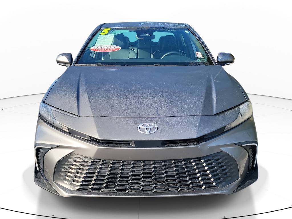 Used 2025 Toyota Camry SE Sedan