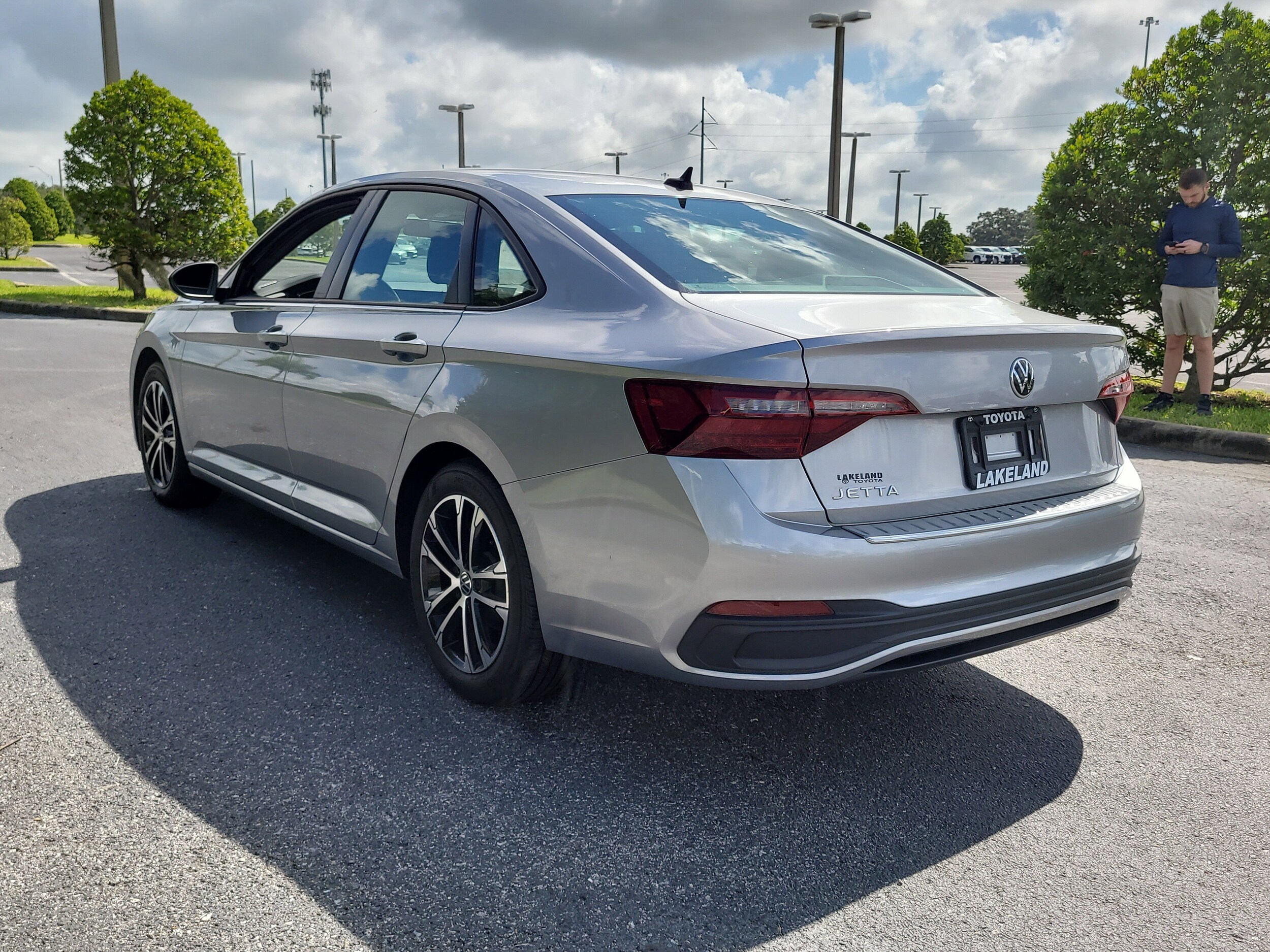 2022 Volkswagen Jetta 1.5T Sport photo 4