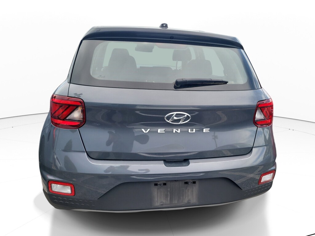 Used 2025 Hyundai Venue SE SUV