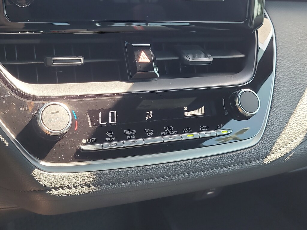2024 Toyota Corolla SE photo 19