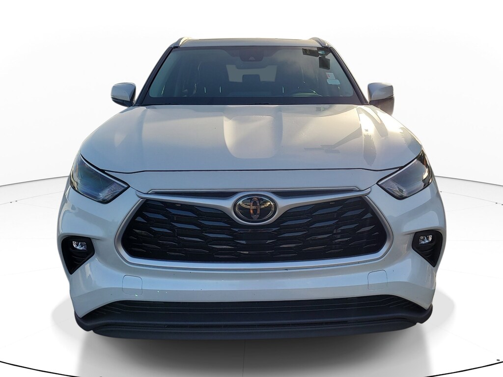 Used 2022 Toyota Highlander XLE SUV