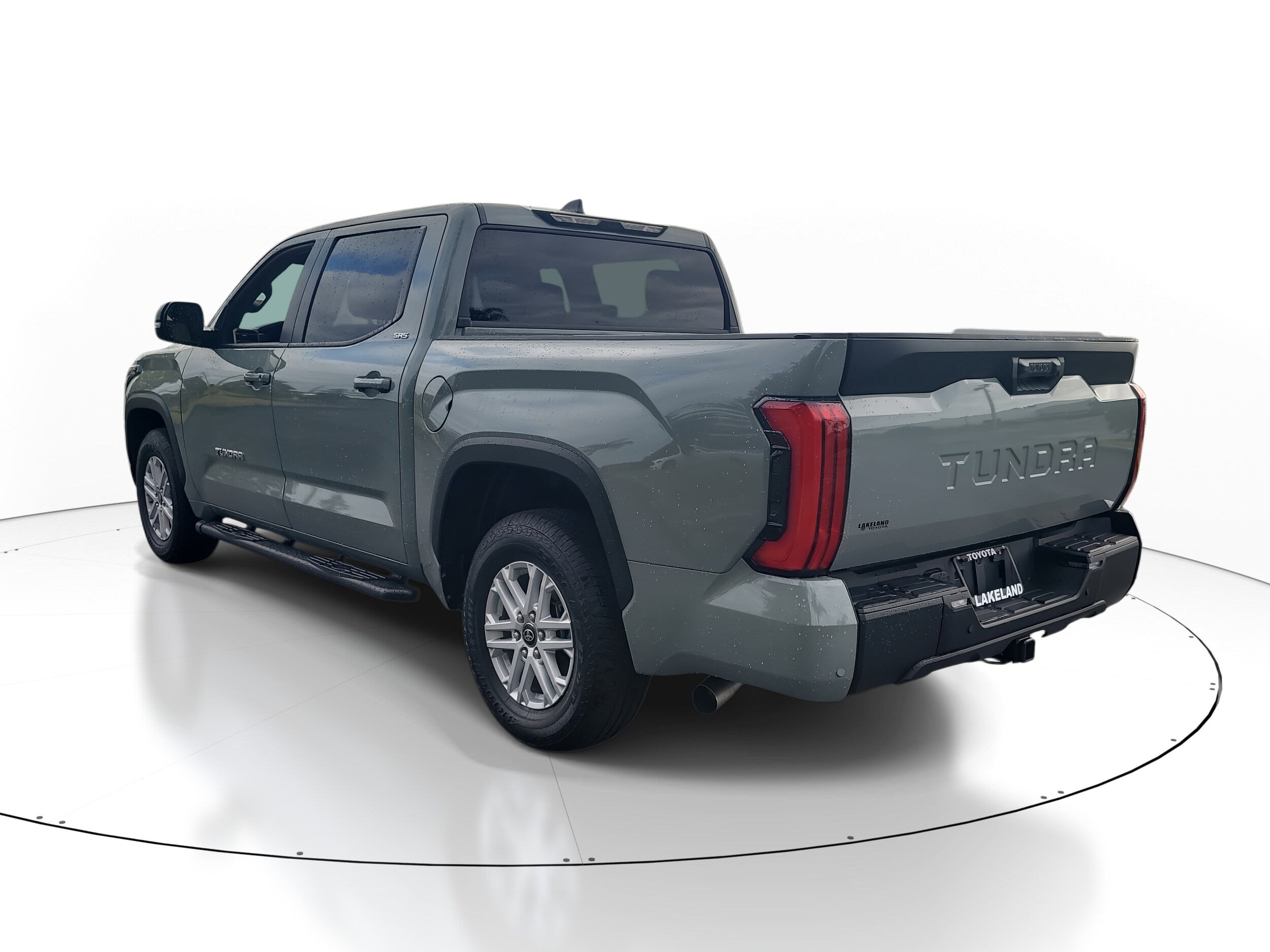 2026 Toyota Tundra SR5 CrewMax photo 4