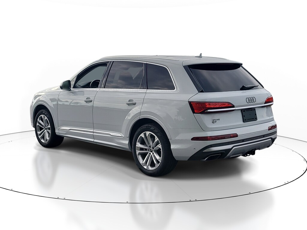 Used 2025 Audi Q7 55 Premium SUV