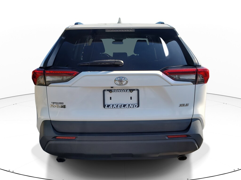 Used 2021 Toyota RAV4 XLE SUV