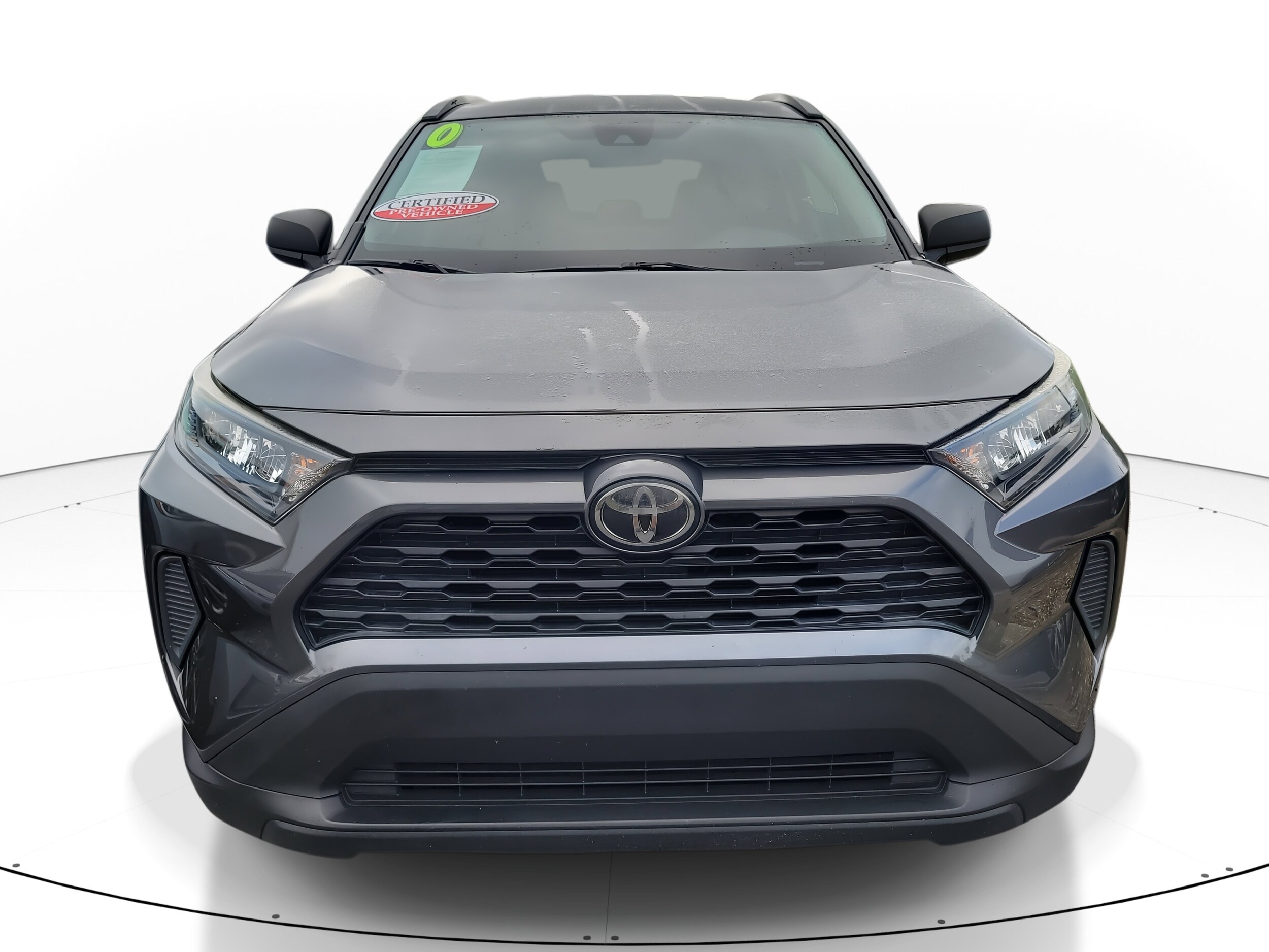 2020 Toyota RAV4 LE photo 2