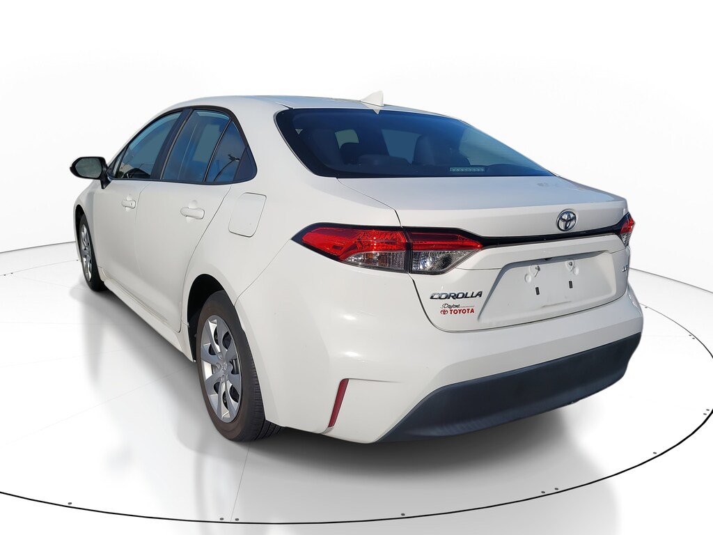 2023 Toyota Corolla LE photo 4