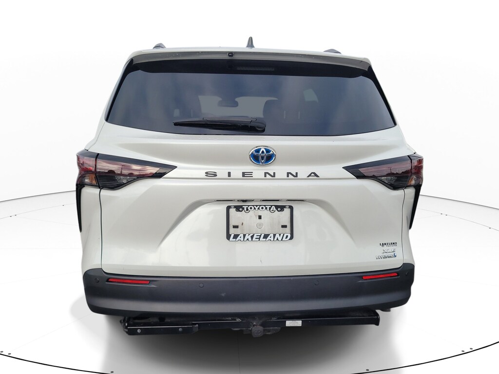 Used 2024 Toyota Sienna XLE 8 Passenger Van Passenger Van