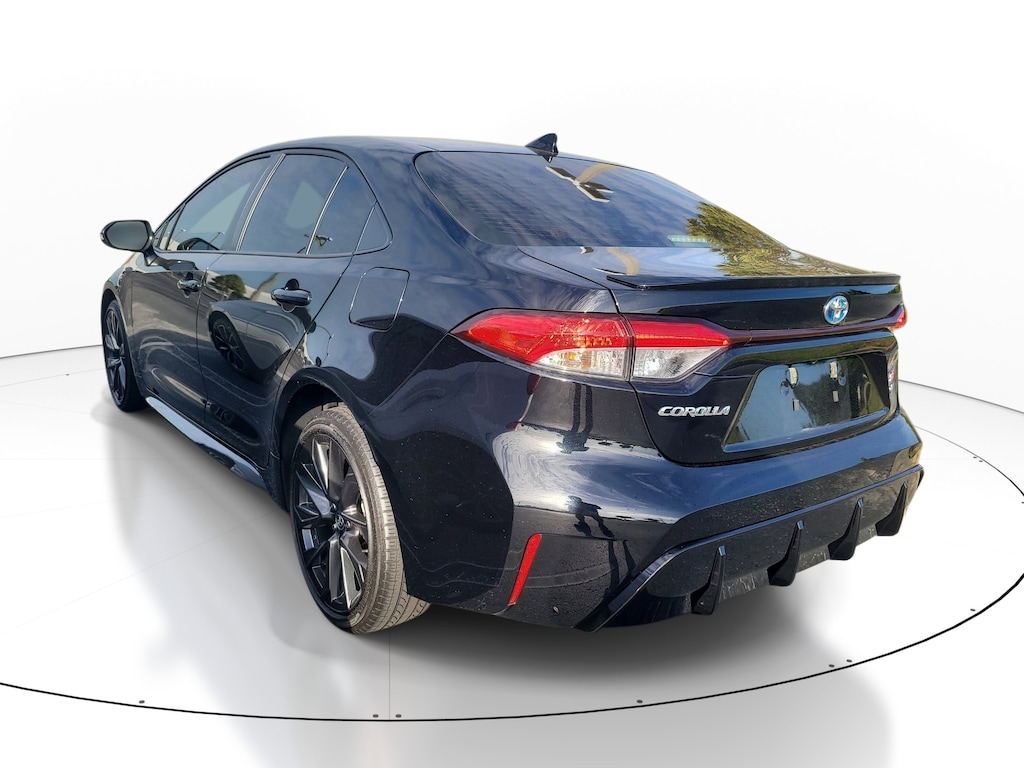 Used 2025 Toyota Corolla Hybrid LE Sedan