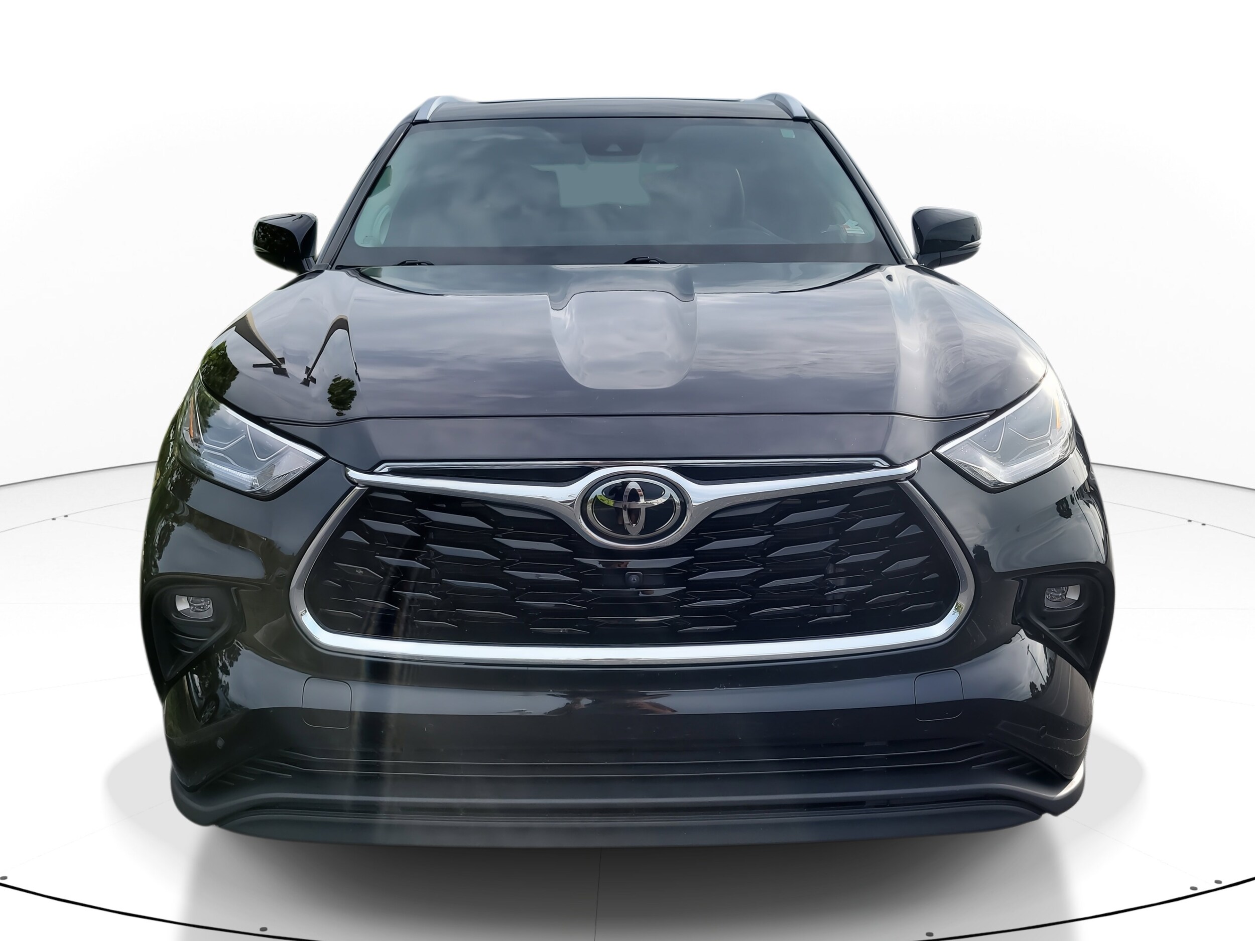 2021 Toyota Highlander Limited photo 2