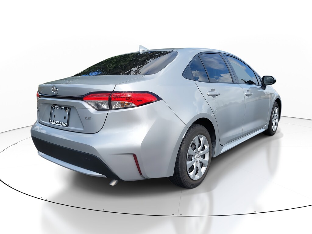 2022 Toyota Corolla LE photo 4
