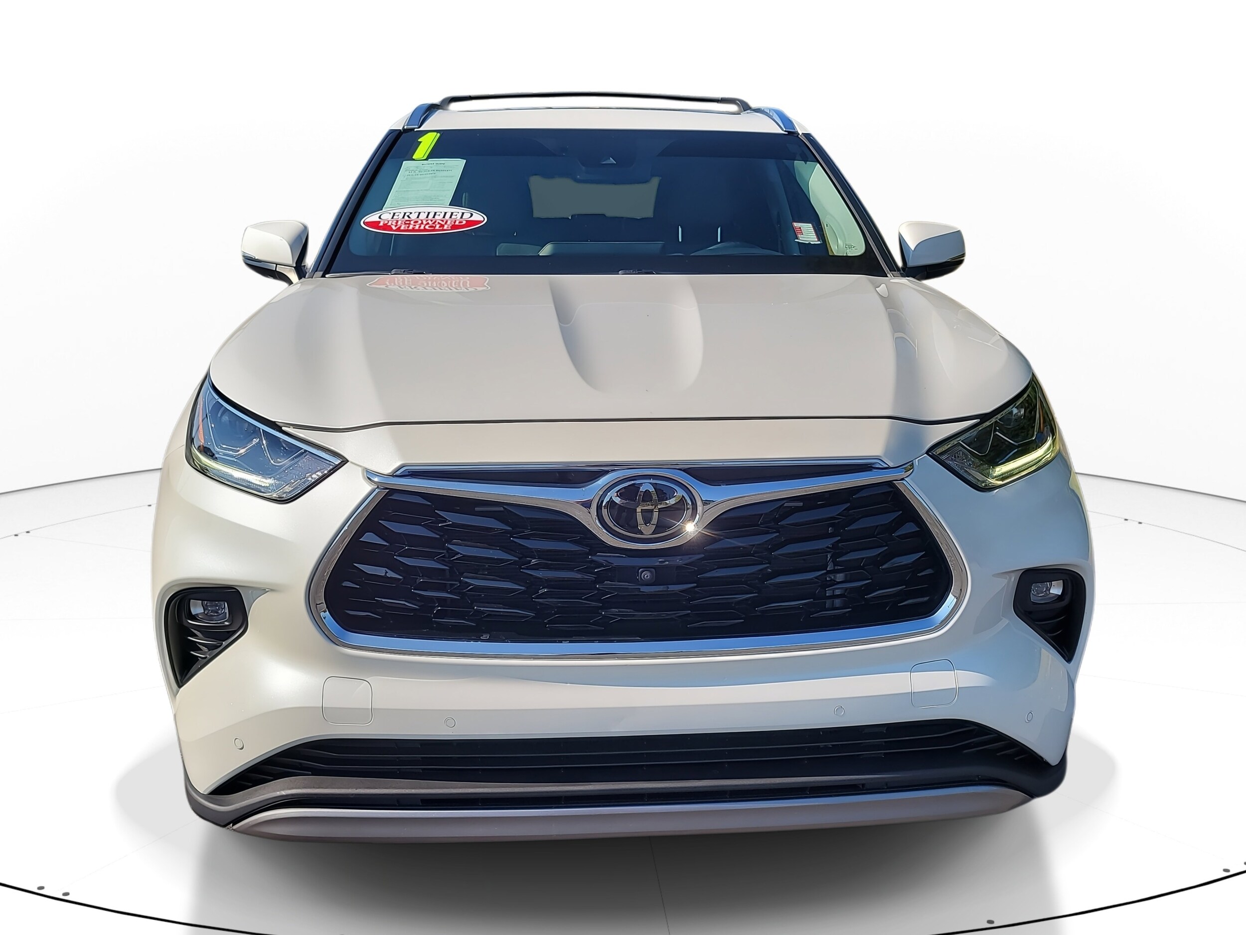 2021 Toyota Highlander Platinum photo 2