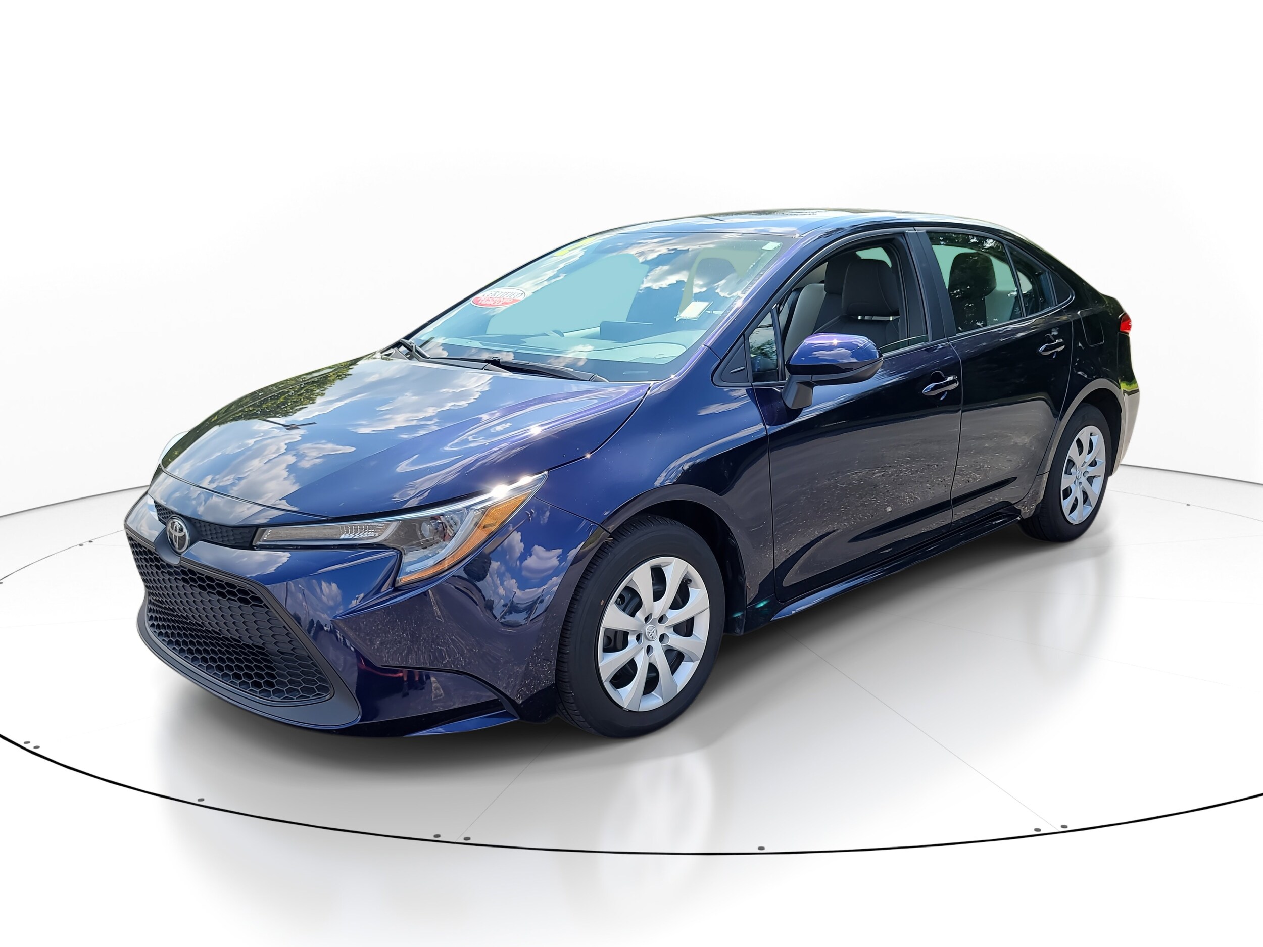 2022 Toyota Corolla LE photo 3