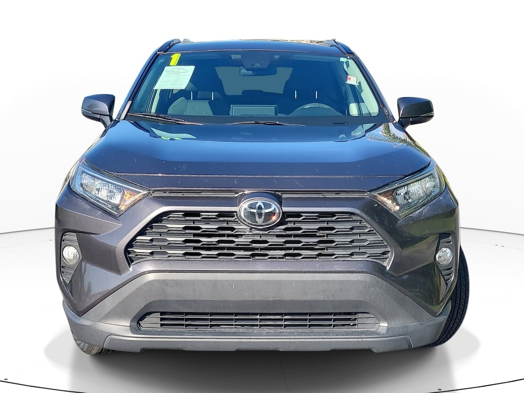 Used 2021 Toyota RAV4 XLE SUV